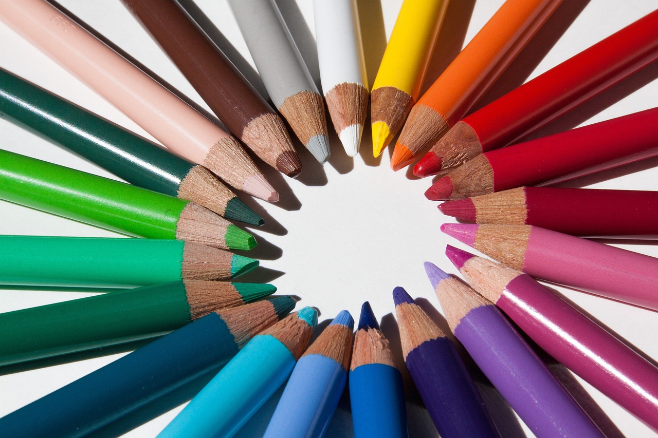 Exploring Graphic Design Through Drawing